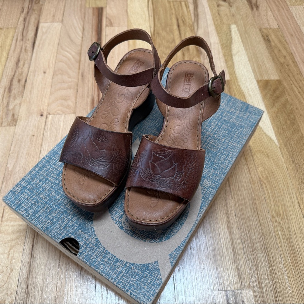 Born Moapa Women's Brown Leather Wedge Sandal